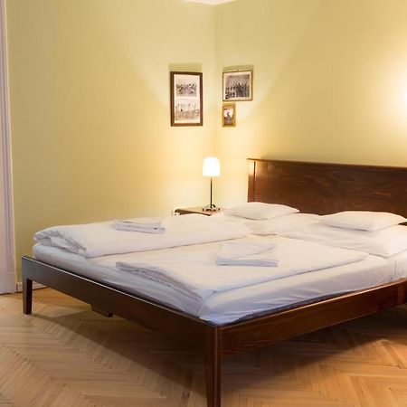 A10 Budapest Center Aparthotel ภายนอก รูปภาพ