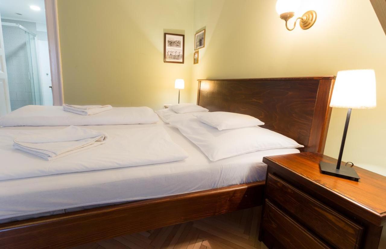 A10 Budapest Center Aparthotel ภายนอก รูปภาพ