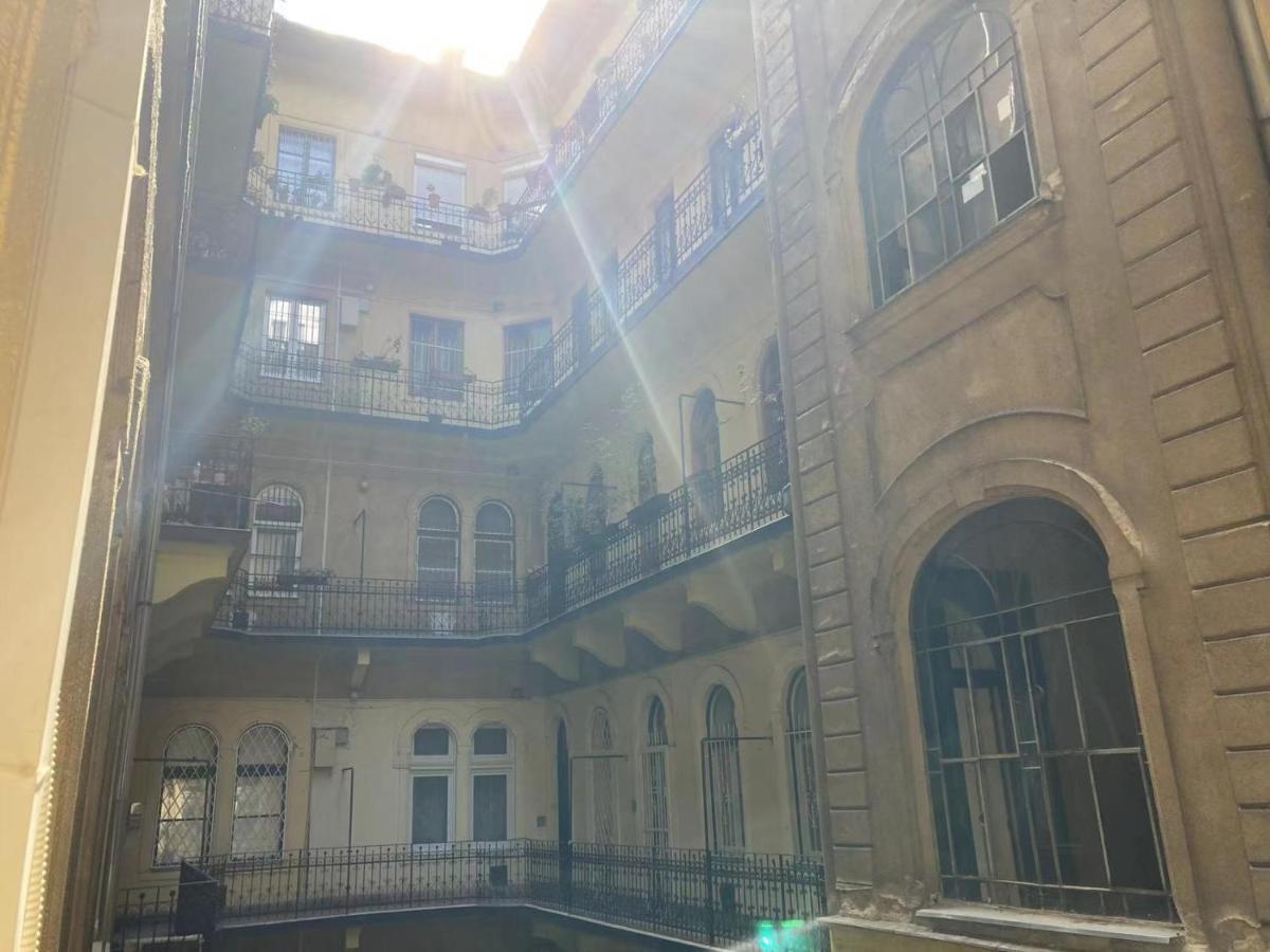 A10 Budapest Center Aparthotel ภายนอก รูปภาพ