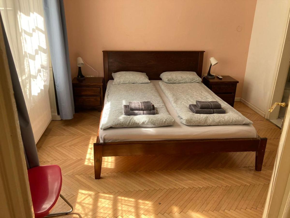 A10 Budapest Center Aparthotel ภายนอก รูปภาพ