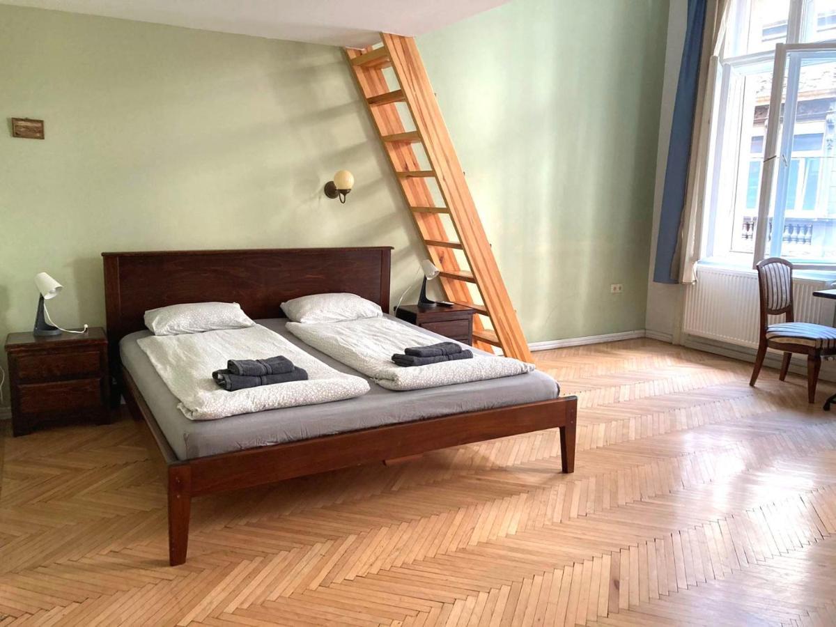 A10 Budapest Center Aparthotel ภายนอก รูปภาพ